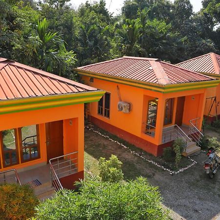 Prakriti Neerh Hotel Jyoti Gaon Екстериор снимка