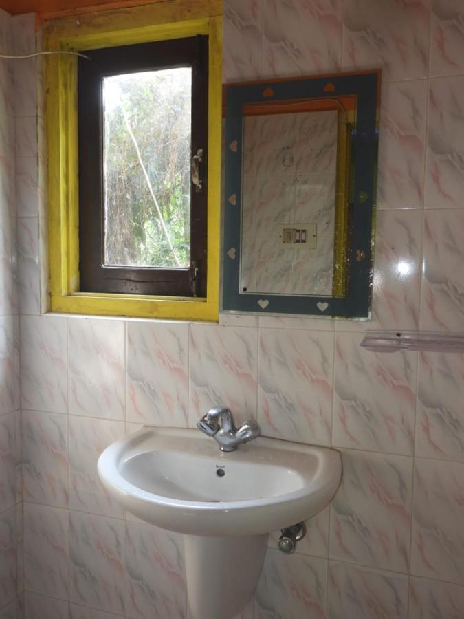 Prakriti Neerh Hotel Jyoti Gaon Екстериор снимка